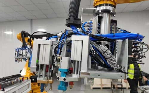 Linha automática de vedação (gasketing)